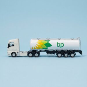 CAMION MAN TGX XXL 6×4 CON SEMIRREMOLQUE ESTANQUE BP 1:64