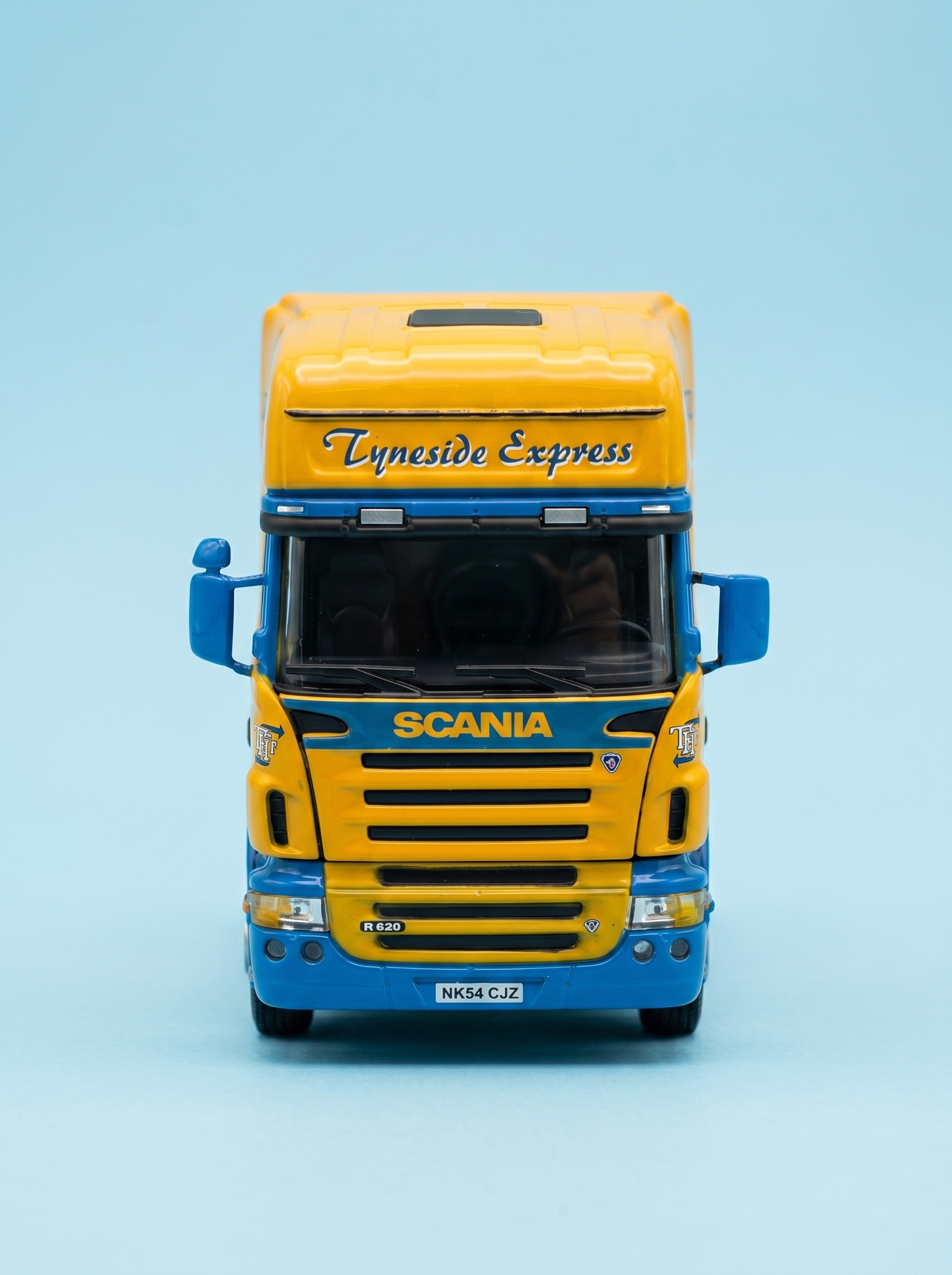 CAMION SCANIA R620A 6×2 EUROPEO BITONO 1:50