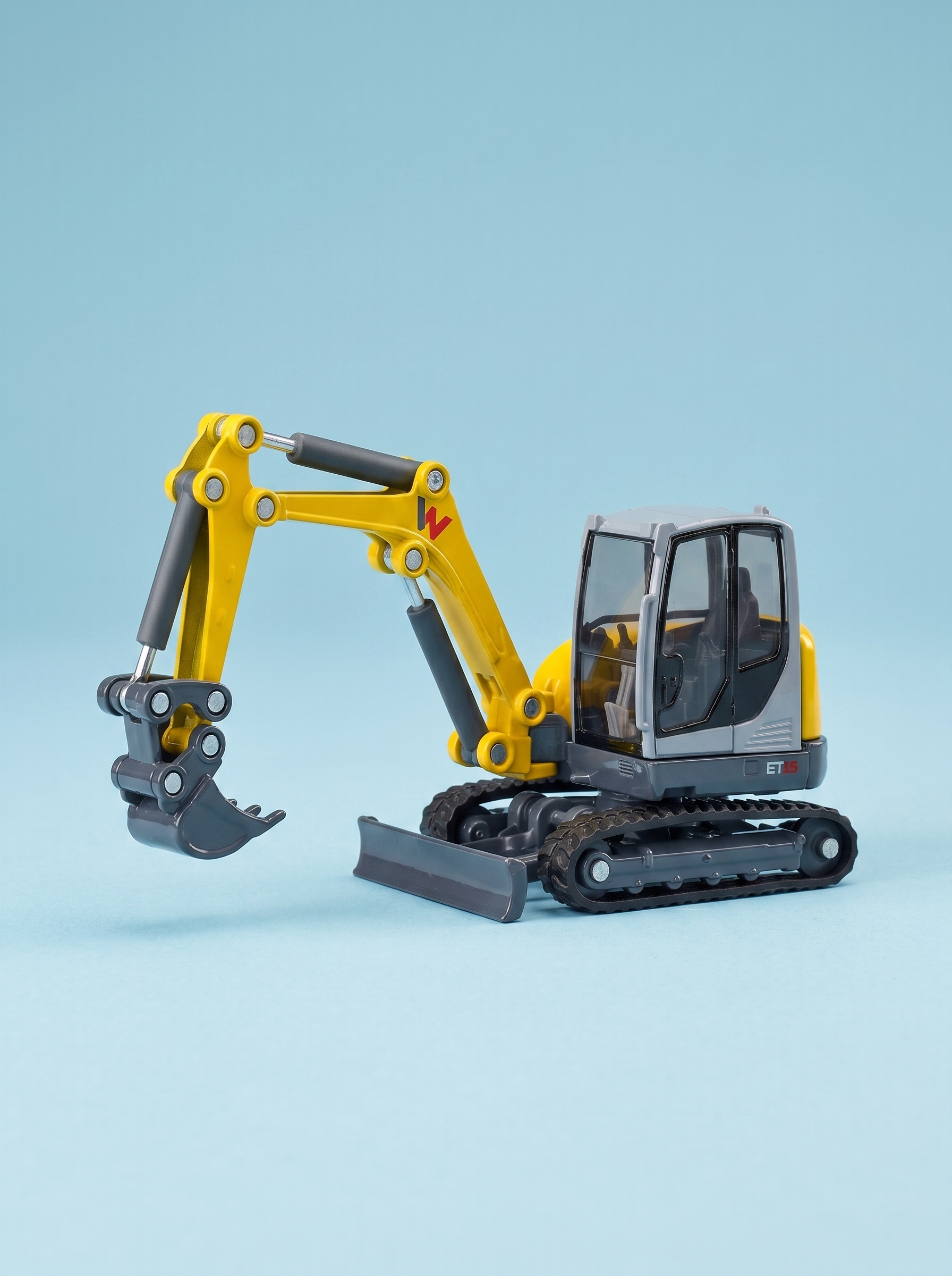 EXCAVADORA WACKER NEUSON ET65 1:50