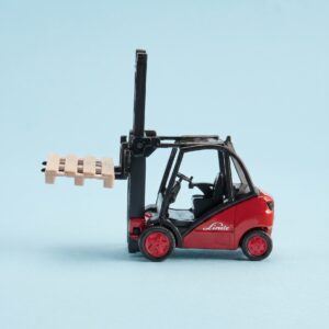 GRUA HORQUILLA LINDE CON PALLET 1:50
